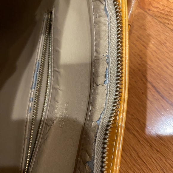 Louis Vuitton Yellow Vernis Tote - Picture 8 of 16